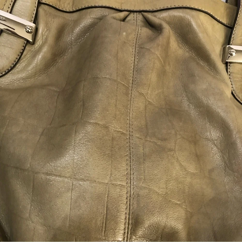 B. Makowsky Large Soft Croc Design Leather Shoulder Hobo Side Pocket Handbag